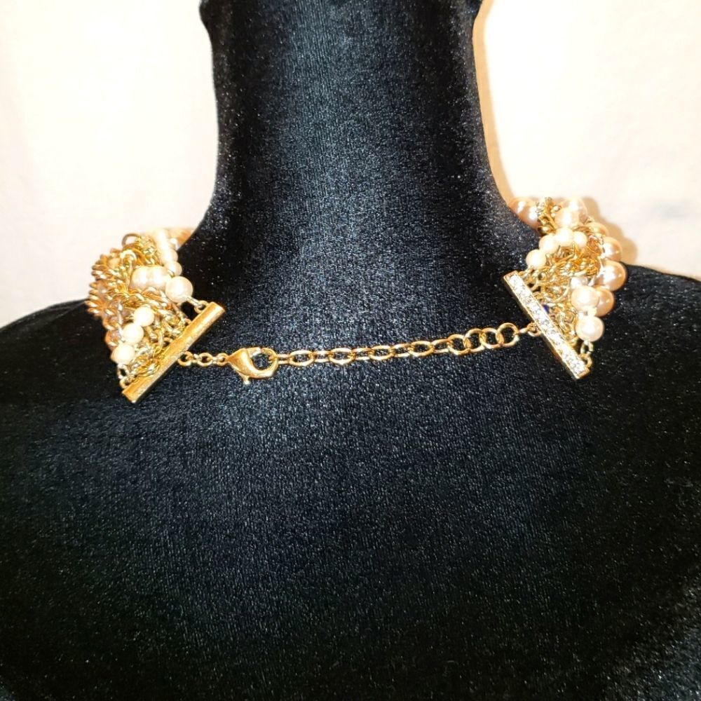 Statement Necklace - Picture 2 of 4
